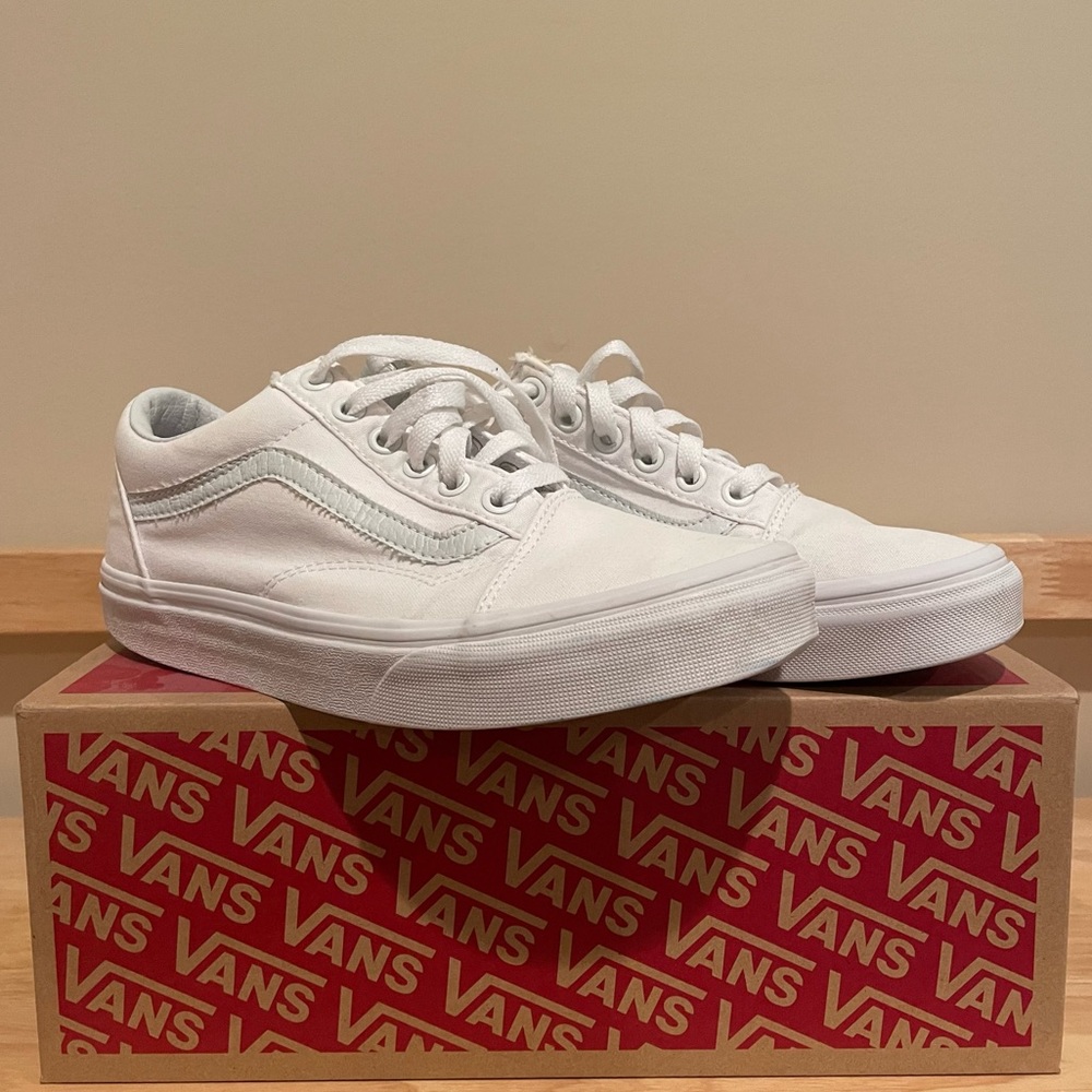 Vans Old Skool True White Shoes